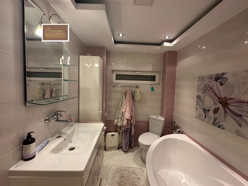 Eladó  2 hálószobás Sofia , Centar , 180 négyzetméter | 80301441 - kép [15]