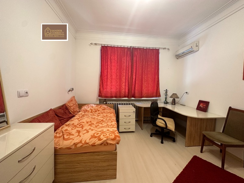 Eladó  2 hálószobás Sofia , Centar , 180 négyzetméter | 80301441 - kép [13]