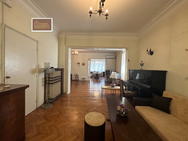 Eladó  2 hálószobás Sofia , Centar , 180 négyzetméter | 80301441 - kép [9]