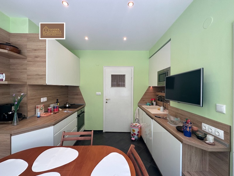 Eladó  2 hálószobás Sofia , Centar , 180 négyzetméter | 80301441 - kép [8]