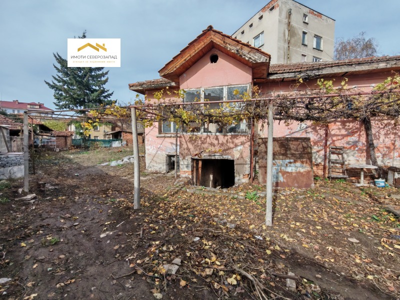 Продава КЪЩА, гр. Монтана, Идеален център, снимка 14 - Къщи - 52401112