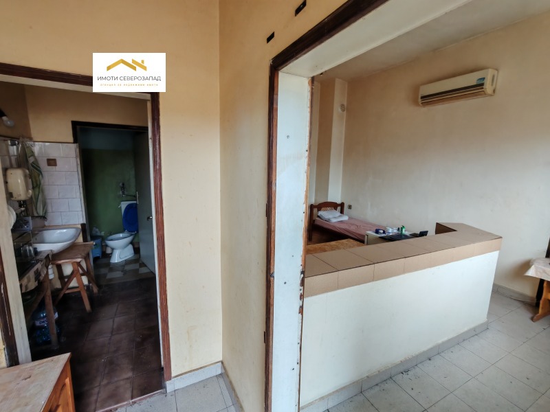 Продава КЪЩА, гр. Монтана, Идеален център, снимка 5 - Къщи - 52401112