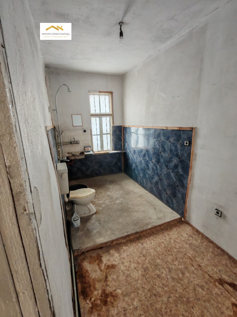 Продава КЪЩА, гр. Монтана, Идеален център, снимка 13 - Къщи - 52401112