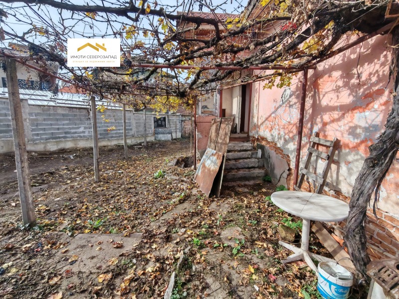 Продава КЪЩА, гр. Монтана, Идеален център, снимка 9 - Къщи - 52401112