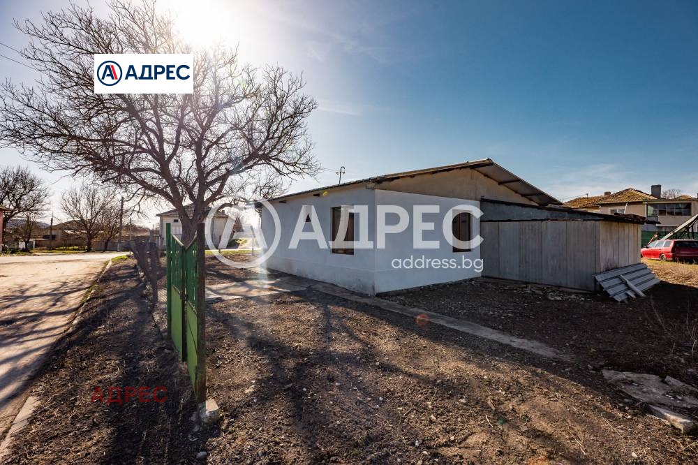 Продава КЪЩА, с. Брестак, област Варна, снимка 12 - Къщи - 54530959