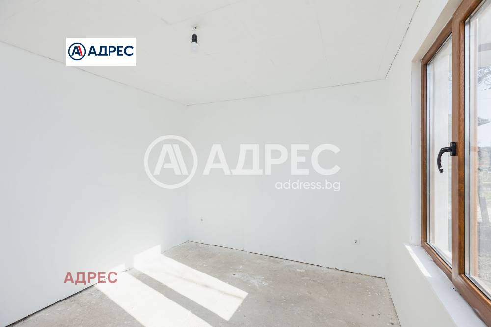 Продава КЪЩА, с. Брестак, област Варна, снимка 6 - Къщи - 54530959