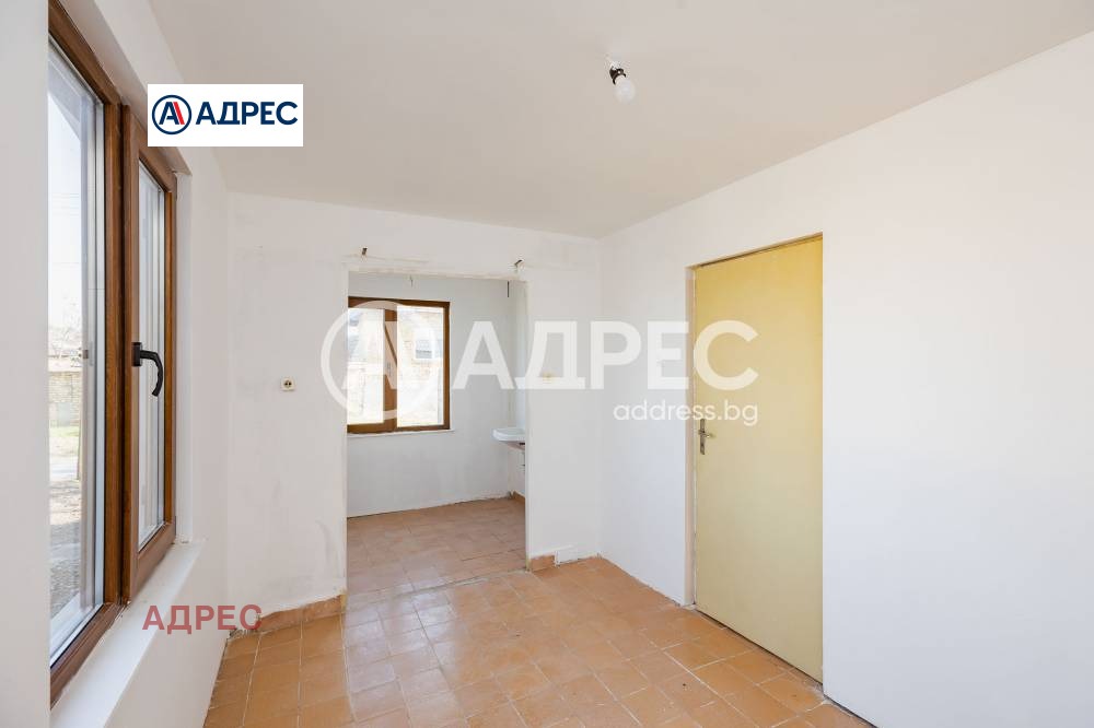 Продава КЪЩА, с. Брестак, област Варна, снимка 3 - Къщи - 54530959