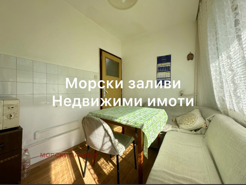 Продава 2-СТАЕН, гр. Бургас, Славейков, снимка 2 - Aпартаменти - 47141681