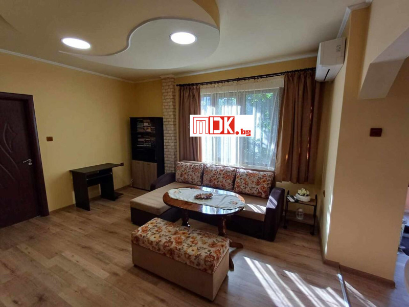 À venda  1 quarto Plovdiv , Sadiiski , 53 m² | 31420272