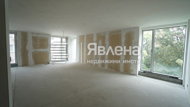 Продава 4-СТАЕН, гр. София, Изток, снимка 14 - Апартаменти - 54611496