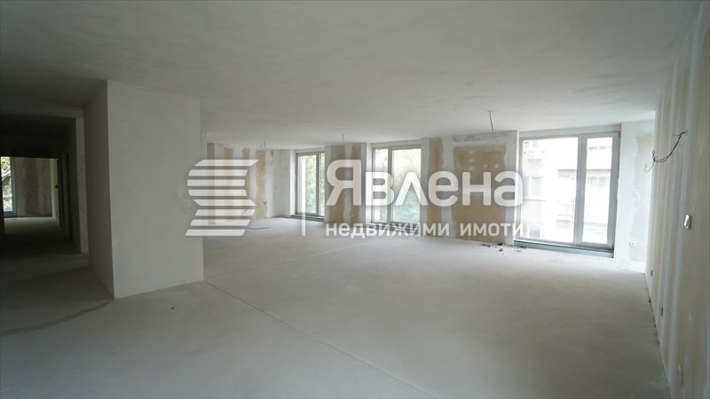 Продава 4-СТАЕН, гр. София, Изток, снимка 13 - Апартаменти - 54611496