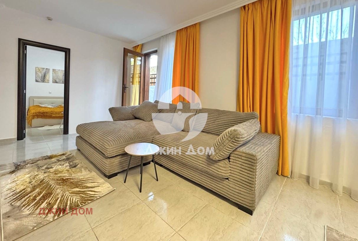 Продава 2-СТАЕН, гр. Свети Влас, област Бургас