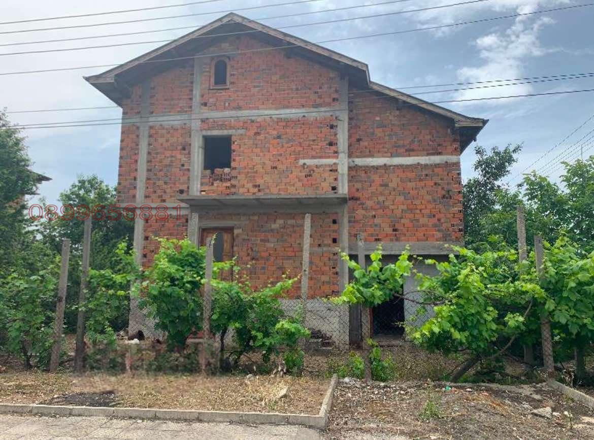 Продава КЪЩА, с. Главиница, област Пазарджик