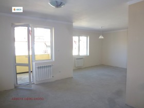 2 makuuhuonetta Ovtša kupel, Sofia