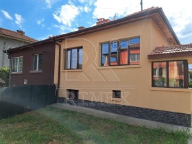 Продажба на имоти в гр. Стамболийски, област Пловдив — страница 2 - изображение 13 