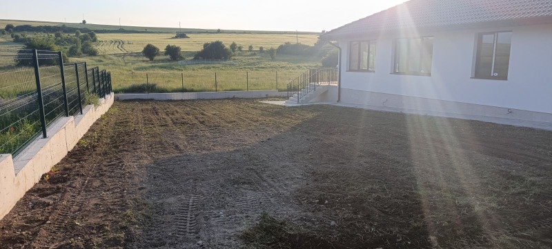 Продава КЪЩА, гр. София, с. Иваняне, снимка 10 - Къщи - 50696356