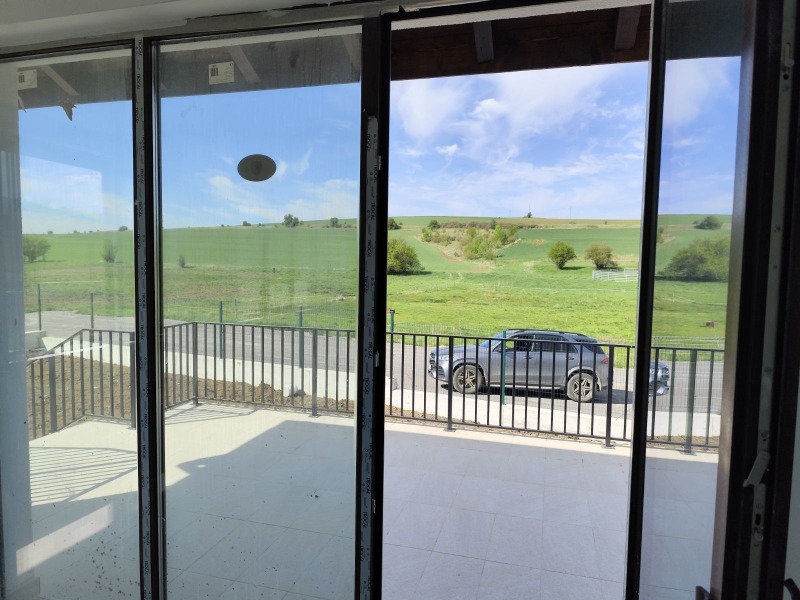 Продава КЪЩА, гр. София, с. Иваняне, снимка 11 - Къщи - 50696356