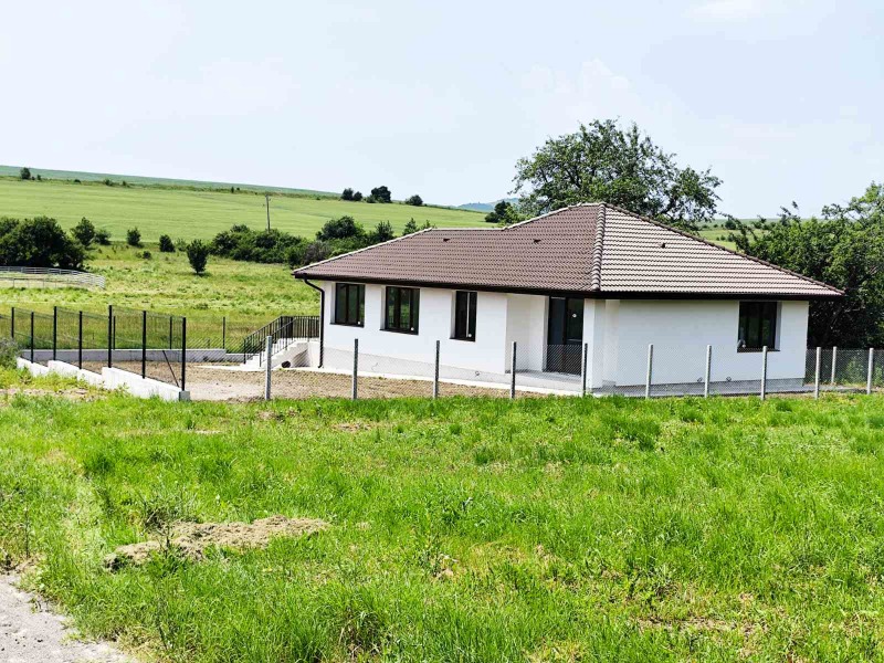 Продава КЪЩА, гр. София, с. Иваняне, снимка 7 - Къщи - 50696356