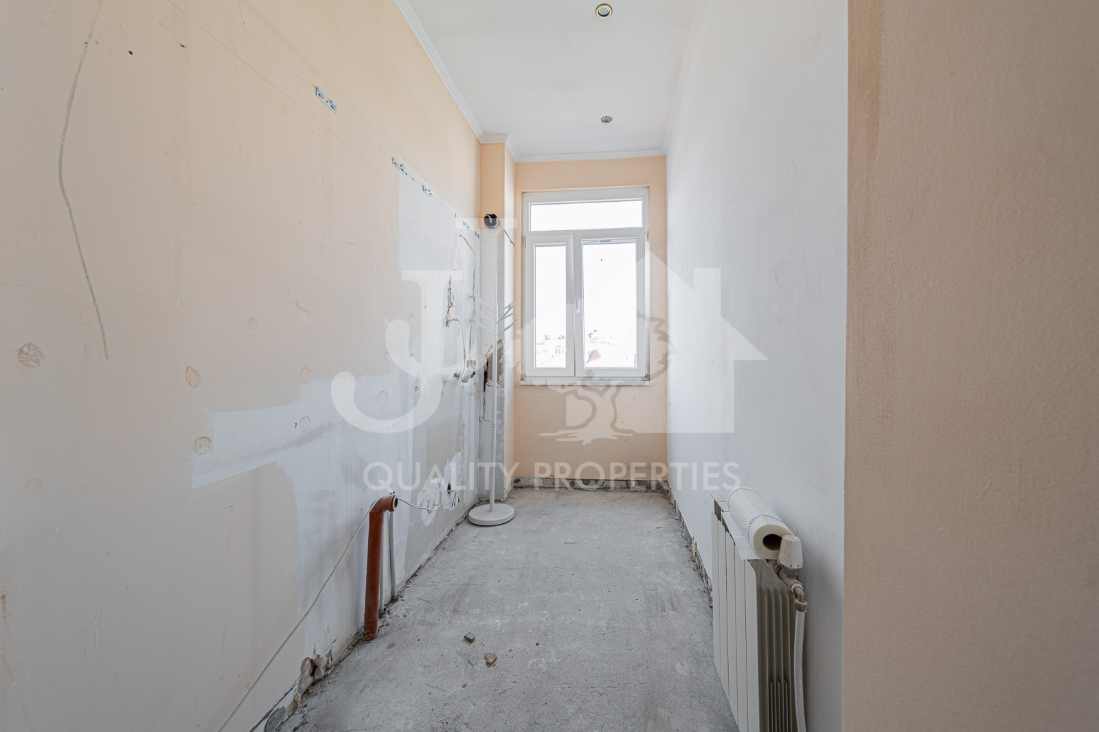 Продава МНОГОСТАЕН, гр. София, Център, снимка 15 - Апартаменти - 53793093