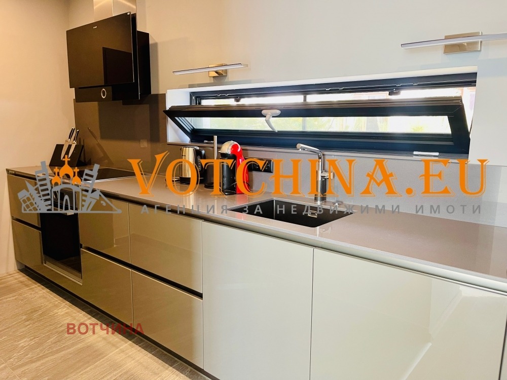 Продава КЪЩА, гр. Балчик, област Добрич, снимка 8 - Къщи - 53806300