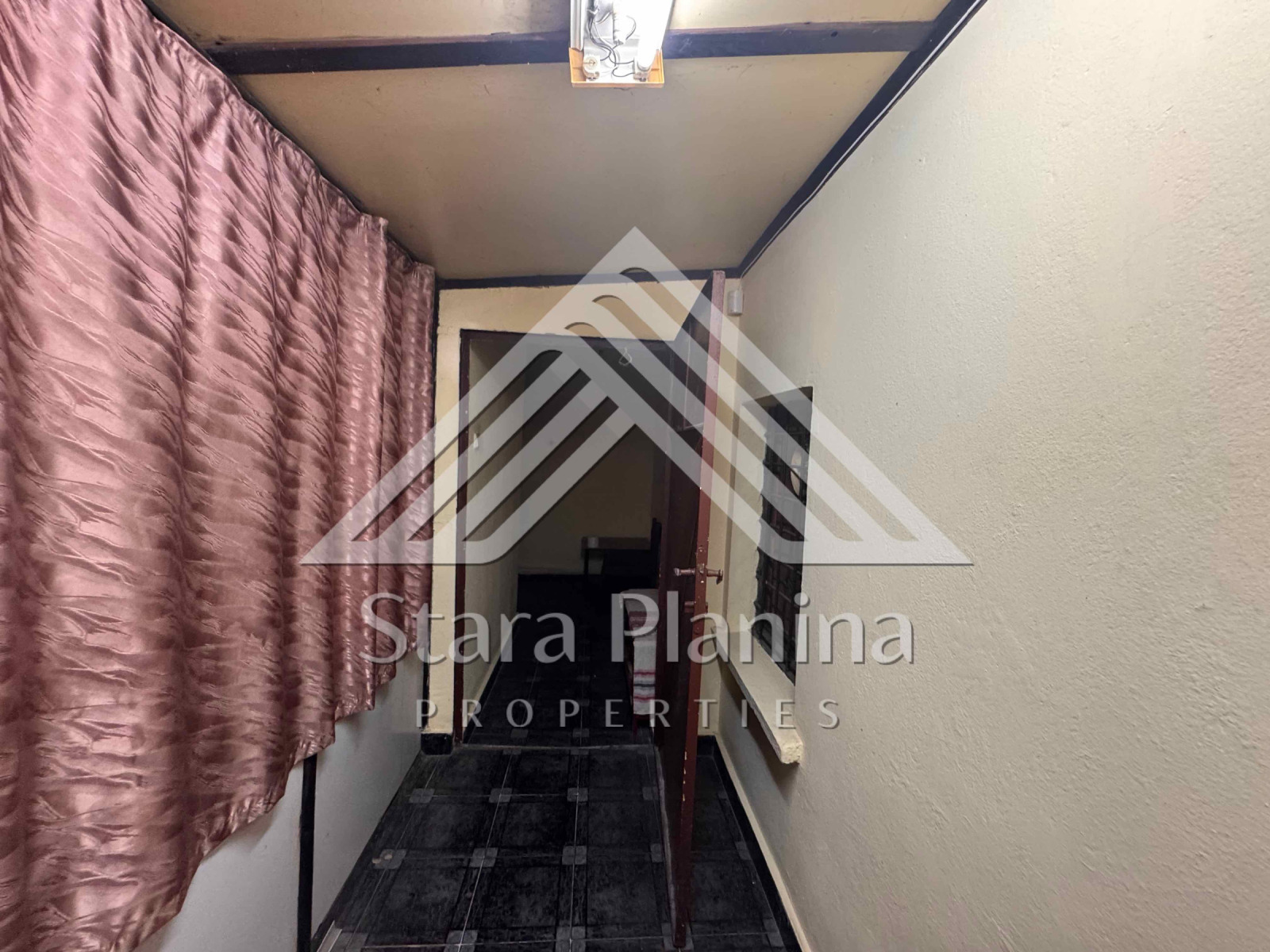 Продава КЪЩА, гр. Русе, Родина 3, снимка 16 - Къщи - 55800746