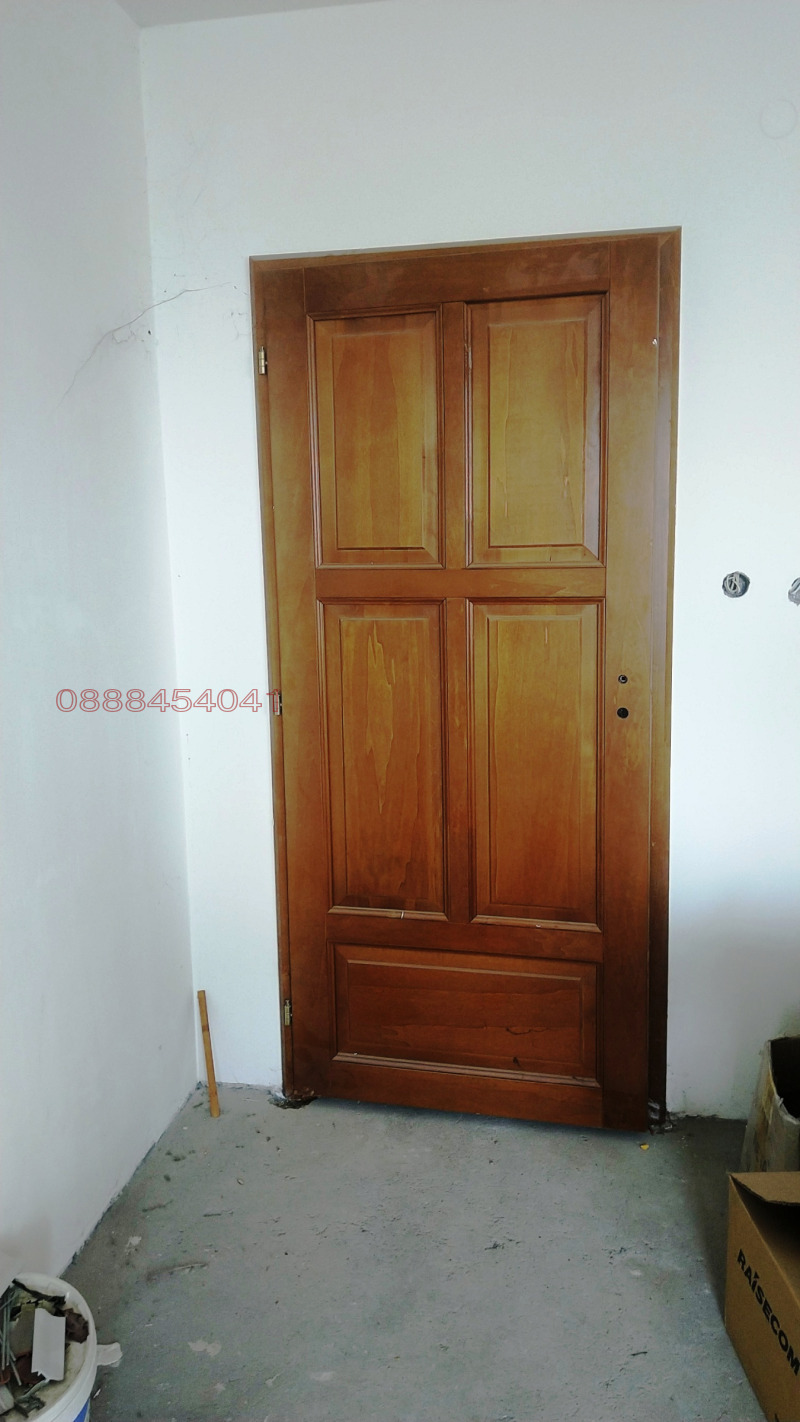 Продава 3-СТАЕН, гр. Велико Търново, Център, снимка 2 - Апартаменти - 52782225