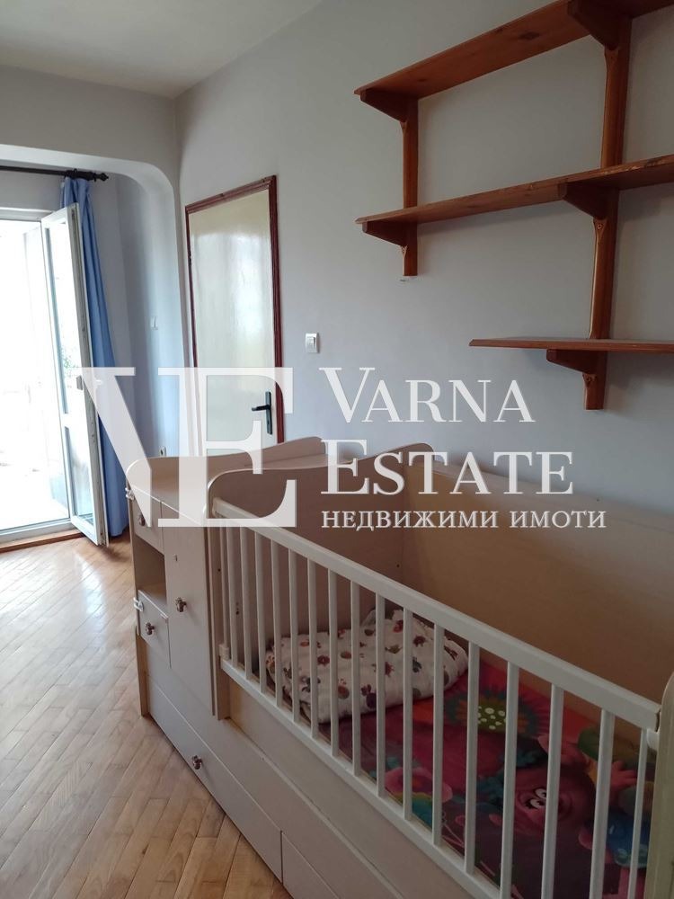 Продава 3-СТАЕН, гр. Варна, Лятно кино Тракия, снимка 2 - Aпартаменти - 47532984