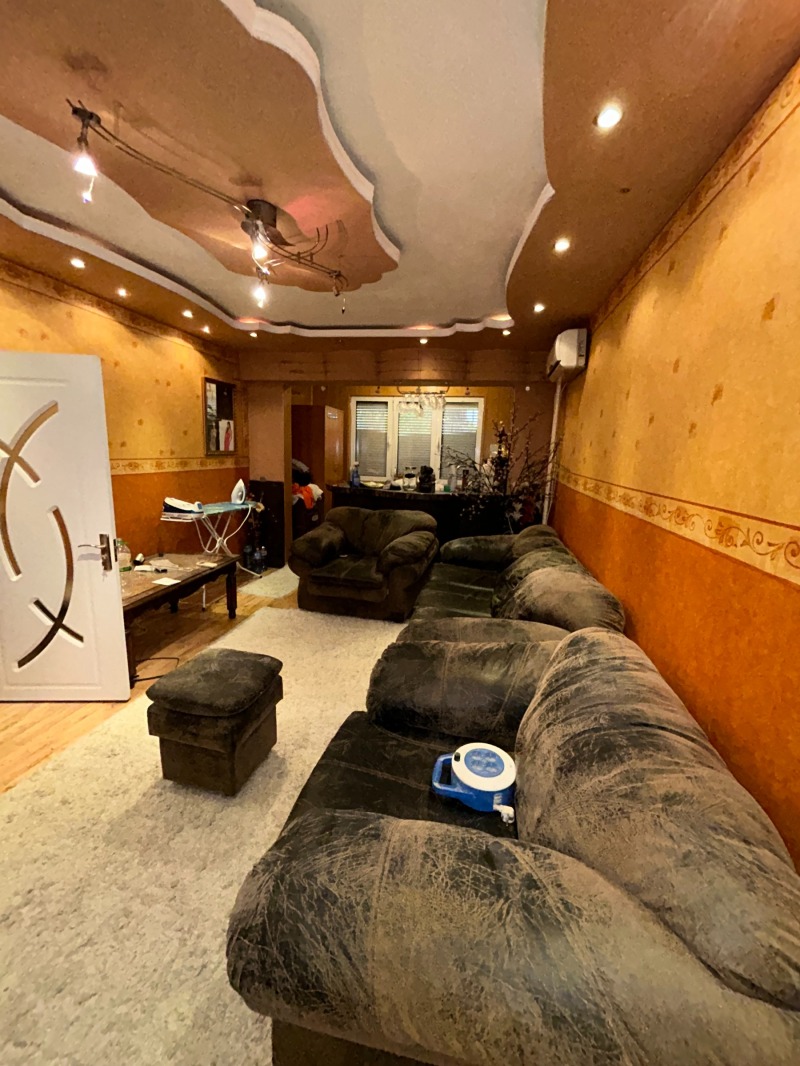 Продава  3-стаен, град Видин, Строител •  102 000 EUR • ID 23604864 — holmes.bg - [1] 