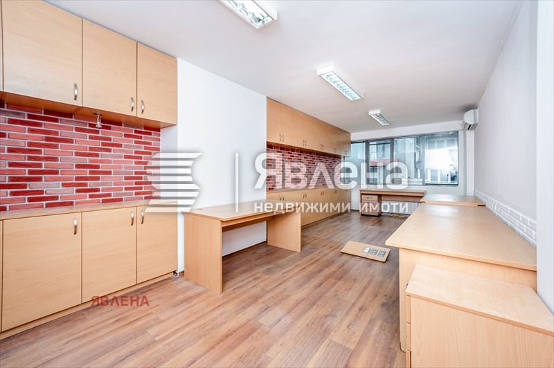 Продава МНОГОСТАЕН, гр. София, Борово, снимка 9 - Aпартаменти - 48215017