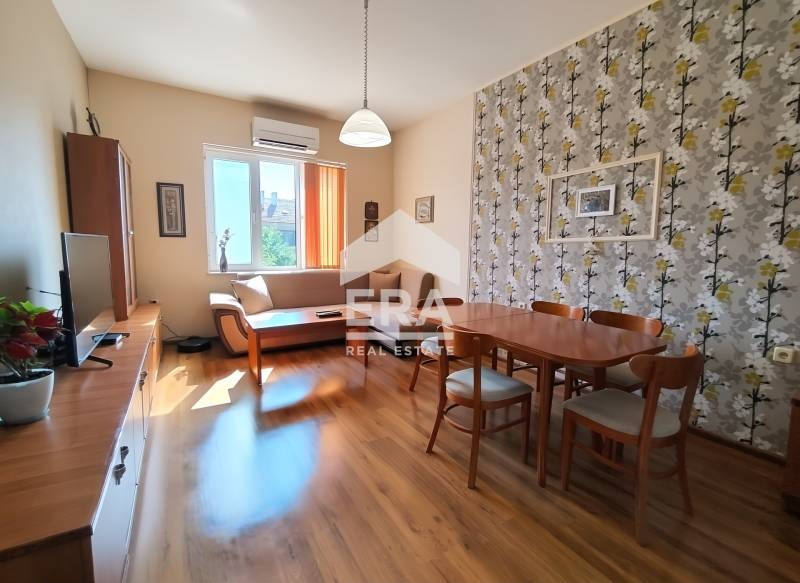 Til salg  Loft Kardzhali , Tsentar , 120 kvm | 82987645