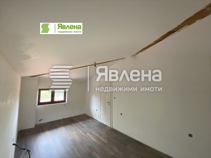 Продава КЪЩА, гр. Годеч, област София област, снимка 13 - Къщи - 47807262