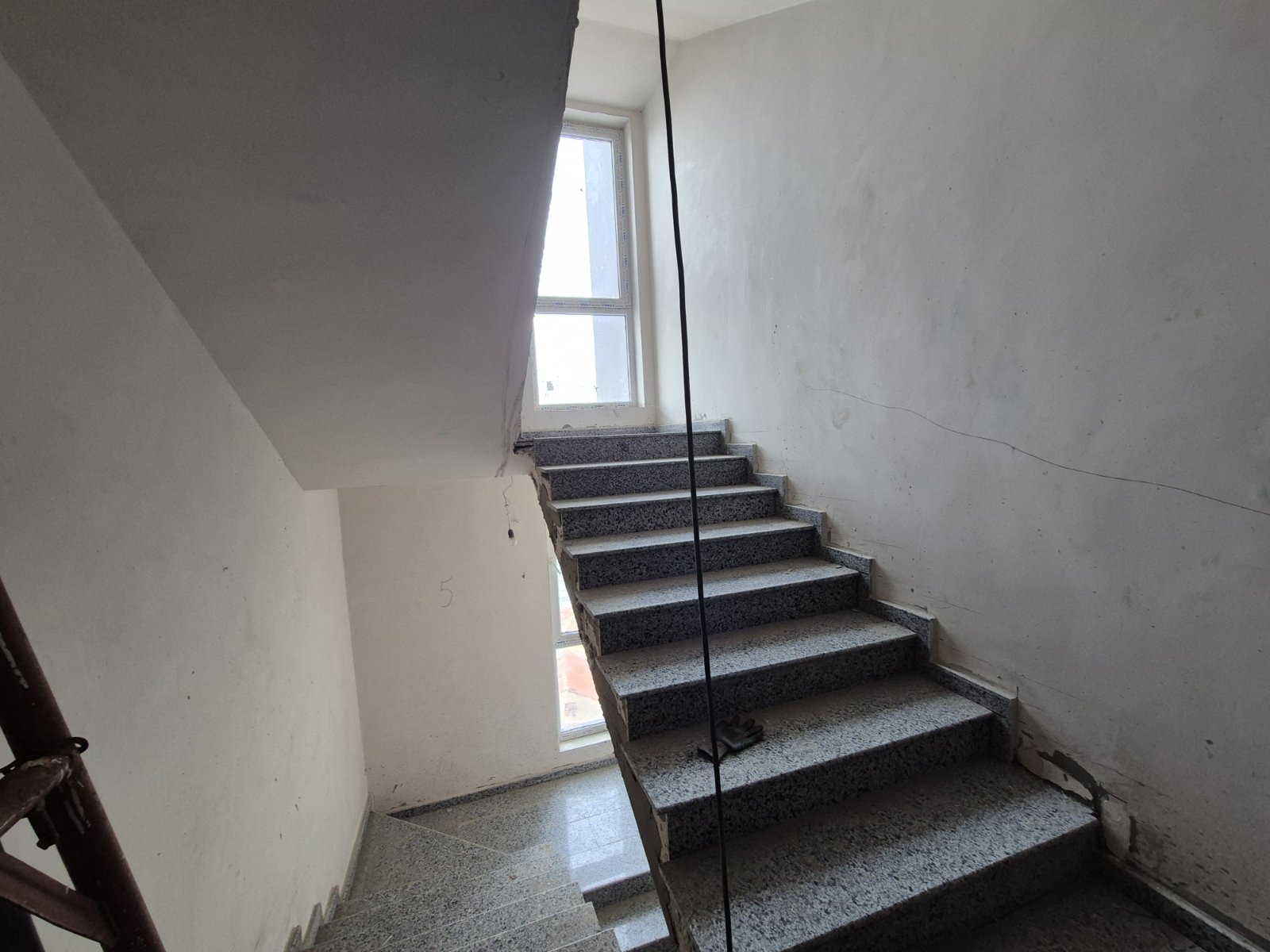 Продава 1-СТАЕН, гр. Варна, Колхозен пазар, снимка 3 - Апартаменти - 53632520