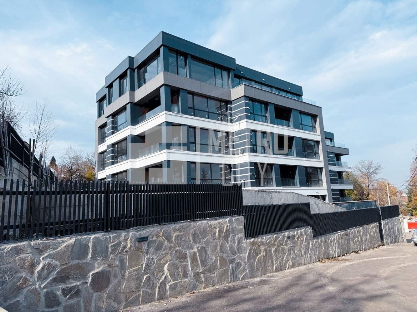 Продава 3-СТАЕН, гр. София, Бояна, снимка 2 - Апартаменти - 54024835