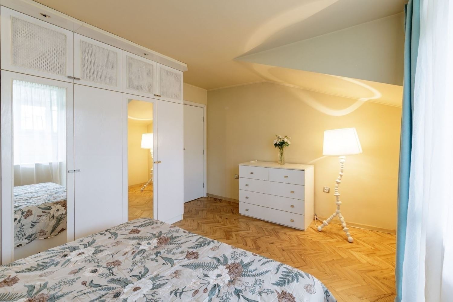 Продава 3-СТАЕН, гр. Варна, Окръжна болница-Генерали, снимка 9 - Апартаменти - 56655258