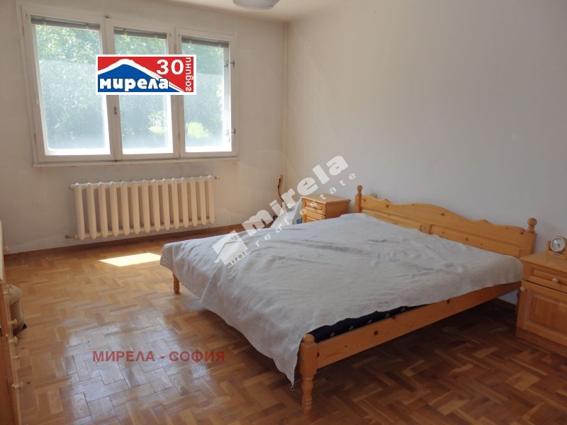 Til salgs  1 soverom Sofia , m-t Gardova glava , 76 kvm | 39027680 - bilde [5]