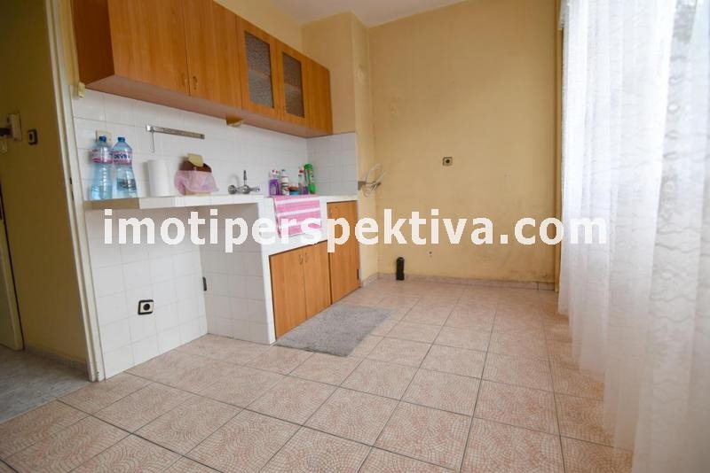Продава 2-СТАЕН, гр. Пловдив, Кючук Париж, снимка 5 - Апартаменти - 53494562