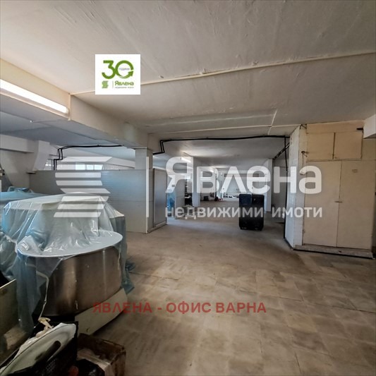 Til salg  Industribygning Varna , Zapadna promishlena zona , 900 kvm | 78731190