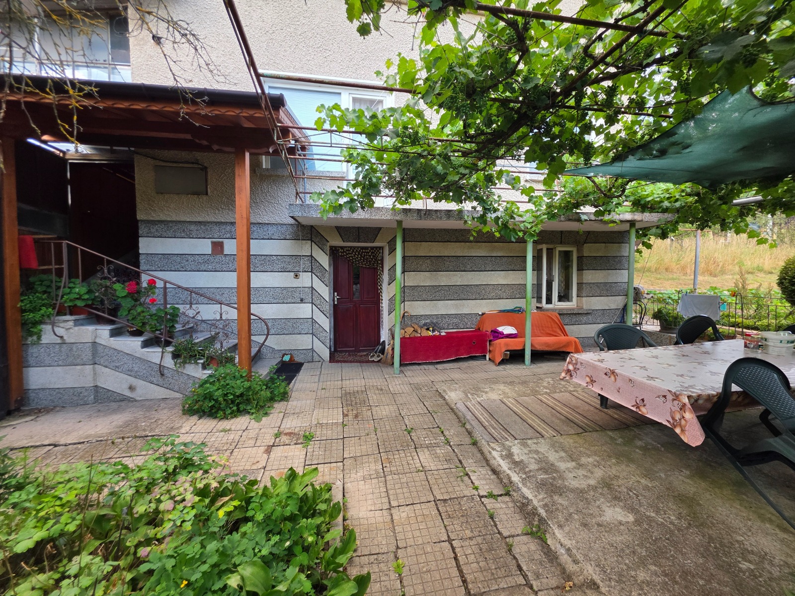 Продава КЪЩА, с. Хераково, област София област, снимка 2 - Къщи - 55280704