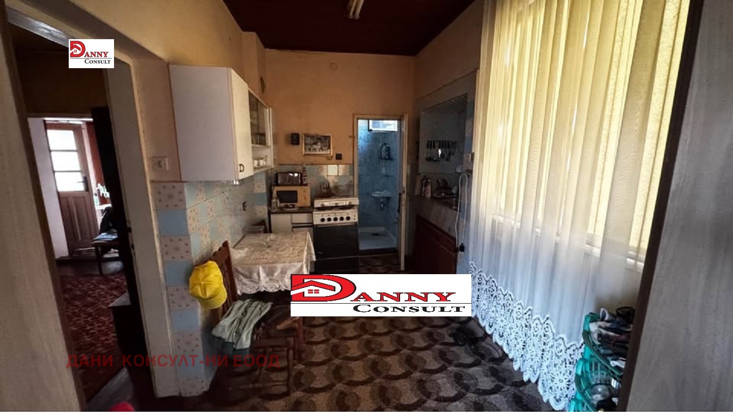 Продава КЪЩА, гр. Долна Оряховица, област Велико Търново, снимка 6 - Къщи - 55473337