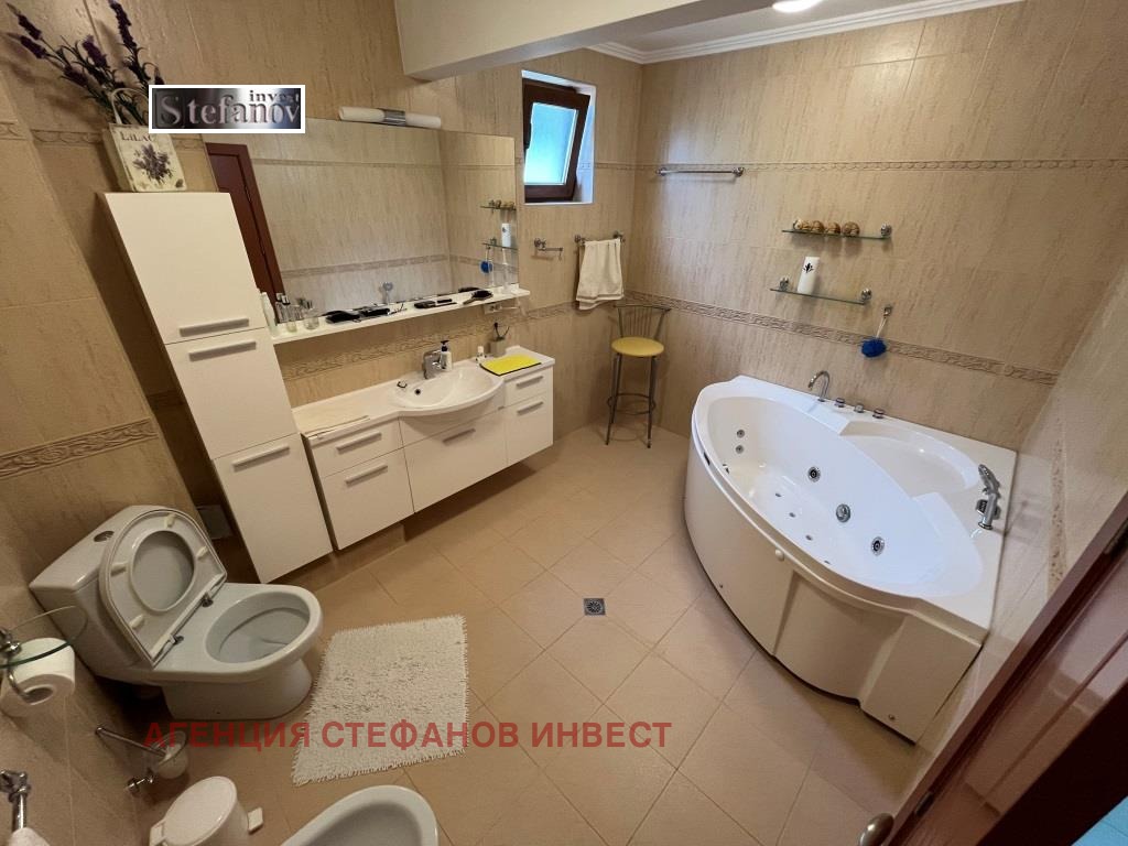 Продава КЪЩА, гр. Балчик, област Добрич, снимка 14 - Къщи - 55811931