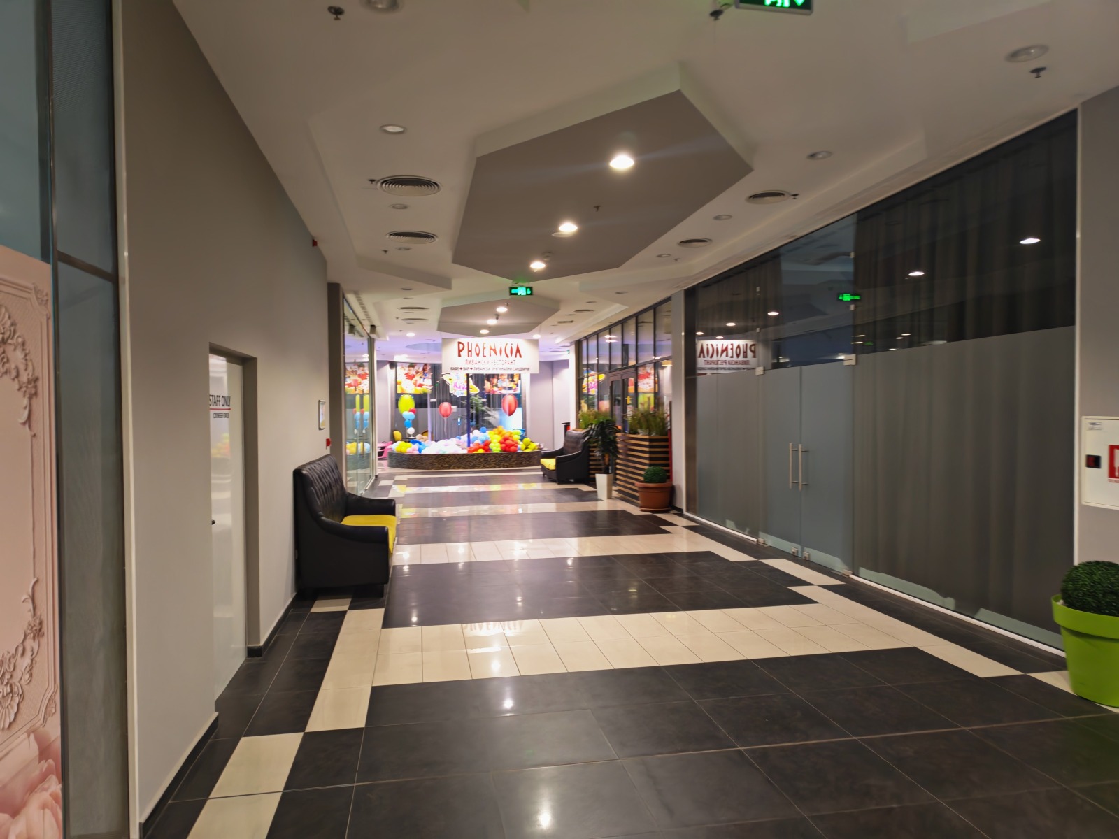 Продава МАГАЗИН, гр. София, Павлово, снимка 9 - Магазини - 53902196