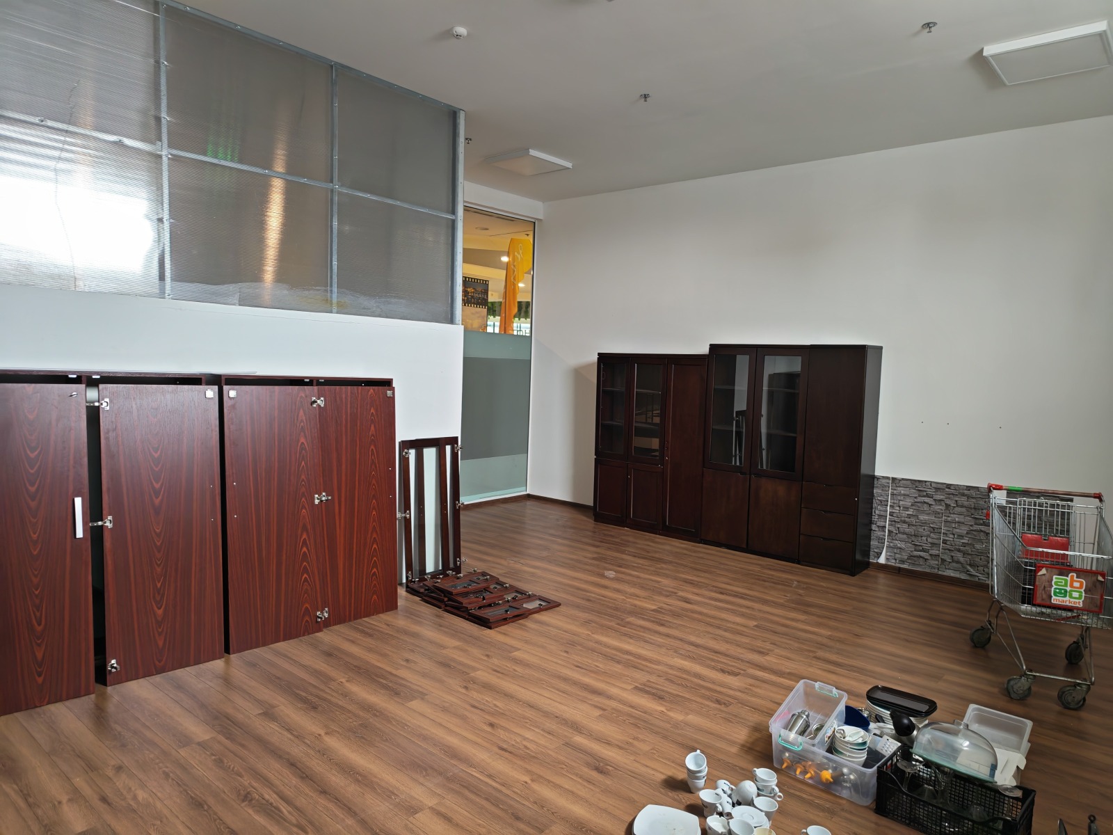 Продава МАГАЗИН, гр. София, Павлово, снимка 3 - Магазини - 53902196