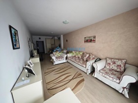 1 sovrum Pomorie, region Burgas 1