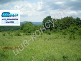 Продажба на имоти в с. Равново, област Велико Търново - изображение 2 