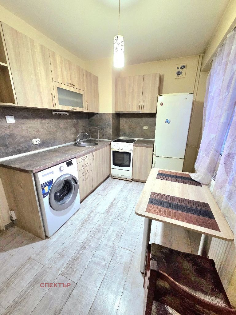 Продава 2-СТАЕН, гр. Перник, Изток, снимка 12 - Апартаменти - 53833668