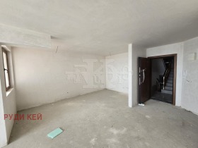 3 bedroom Vinitsa, Varna 2