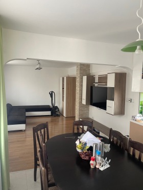 Maisonette Tsentar, Shumen 1