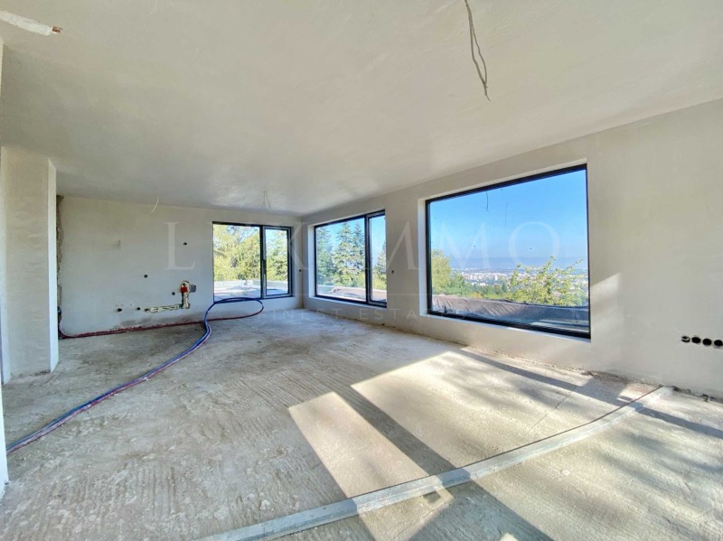 Продаја  3 спаваће собе Софија , Бојана , 273 м2 | 10356371 - слика [8]
