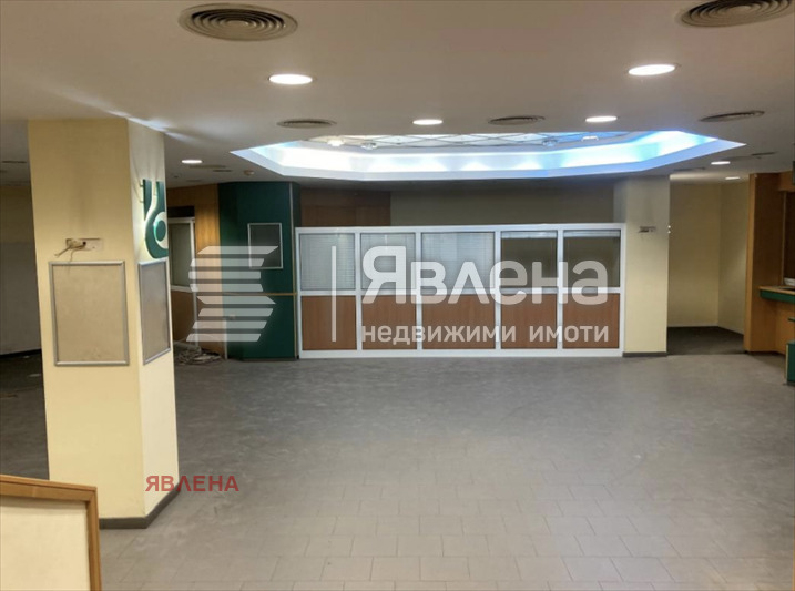 Продава  Офис град София , Център , 1178 кв.м | 56108366 - изображение [3]