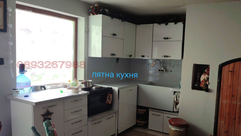 Продава КЪЩА, с. Брестовица, област Пловдив, снимка 13 - Къщи - 48754682